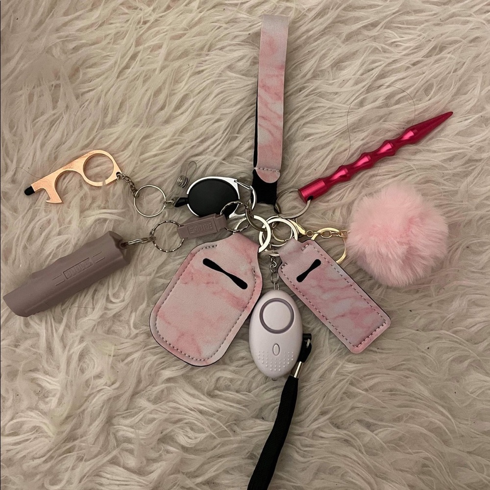 Safety keychain
